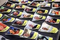 Immagini di ostaggi israeliani (Afp)