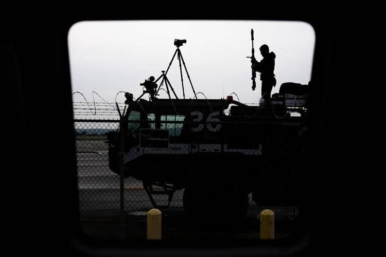 Cecchini del servizio segreto Usa in postazione alla base di Quantico - Afp