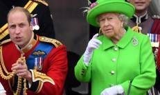 Il principe William e la regina Elisabetta - Ipa