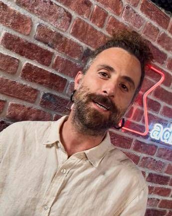 Gio Evan, esce 'L'eleganza del mango': "L'essenziale è visibile agli occhi, basta aprirli"