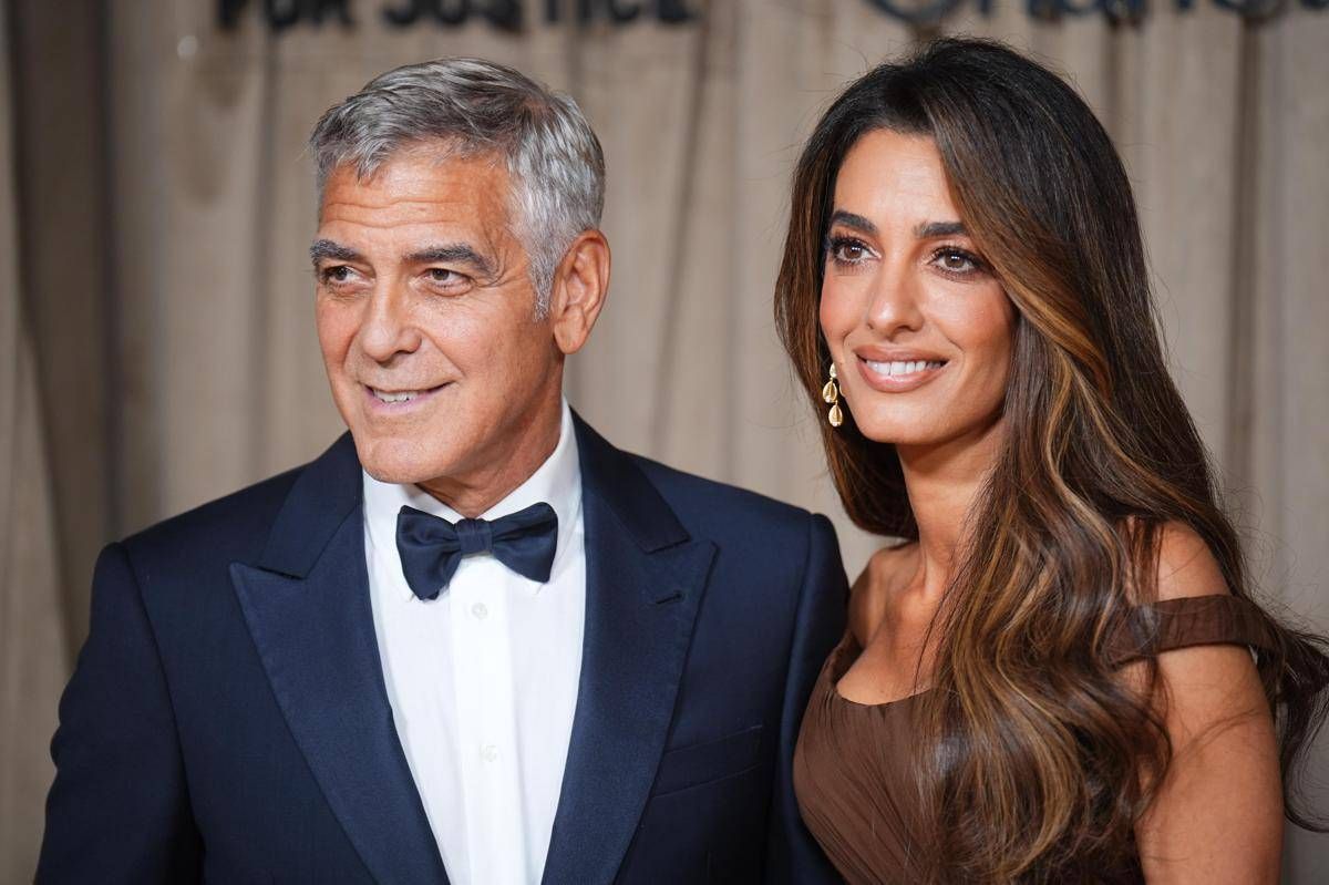 https://www.adnkronos.com/resources/029e-1ee287b6cd1f-a8ff769b9dac-1000/format/huge/george_clooney_amal_ipa.jpeg