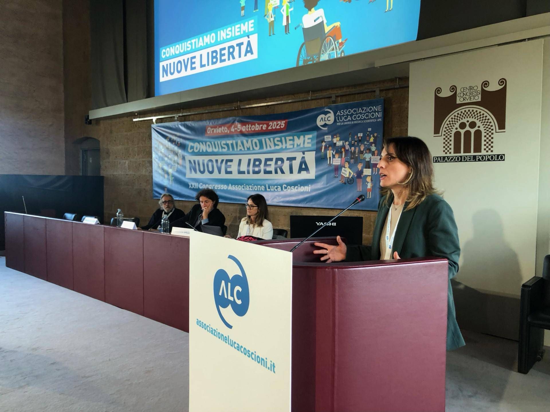 “Parlamento önerilen popüler girişim yasamızı onaylıyor”