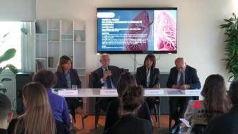 Tumori: cancro polmone Nsclc mutato Egfr, rimborso per 2 nuove indicazioni di cure mirate