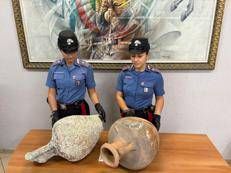 Roma, due anfore romane sequestrate da carabinieri tornano ad Anzio