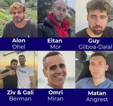 I primi 7 ostaggi liberati