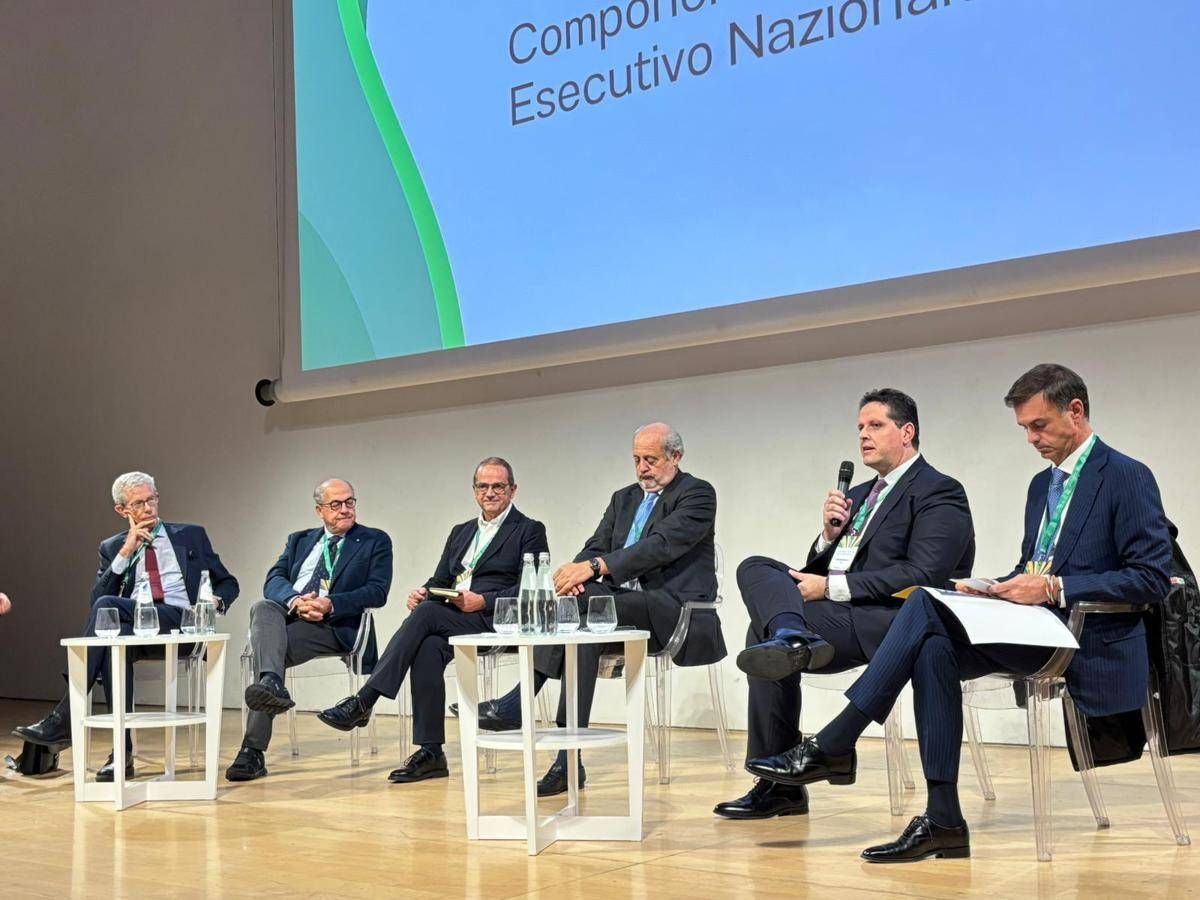 Assofertilizzanti festeggia 40 anni e presenta ricerca Nomisma sul bando urea