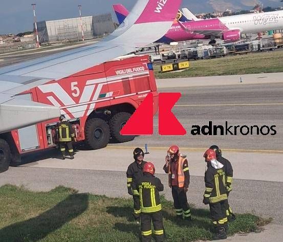 Volo Sharm-Roma, fumo sull'aereo: atterraggio d'emergenza a Napoli