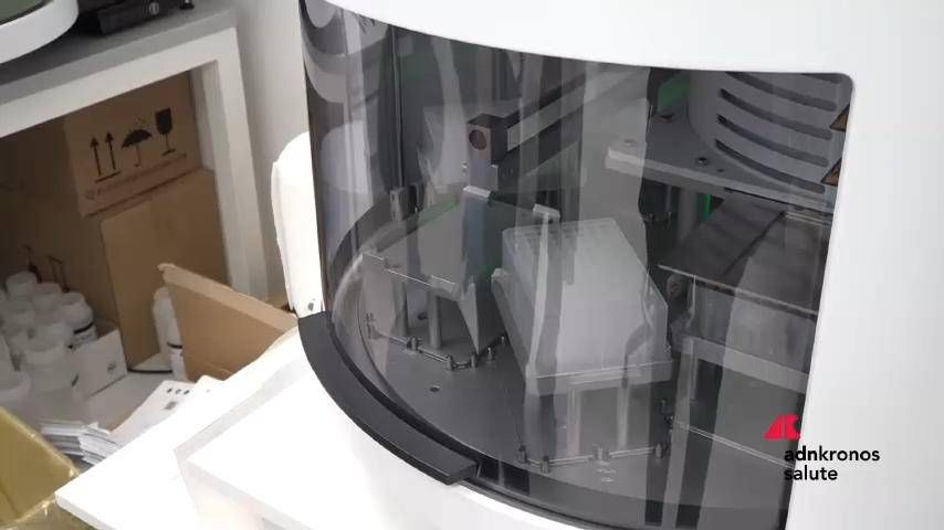 Screening genomico neonatale, Puglia prima al mondo: "Servizio gratuito"