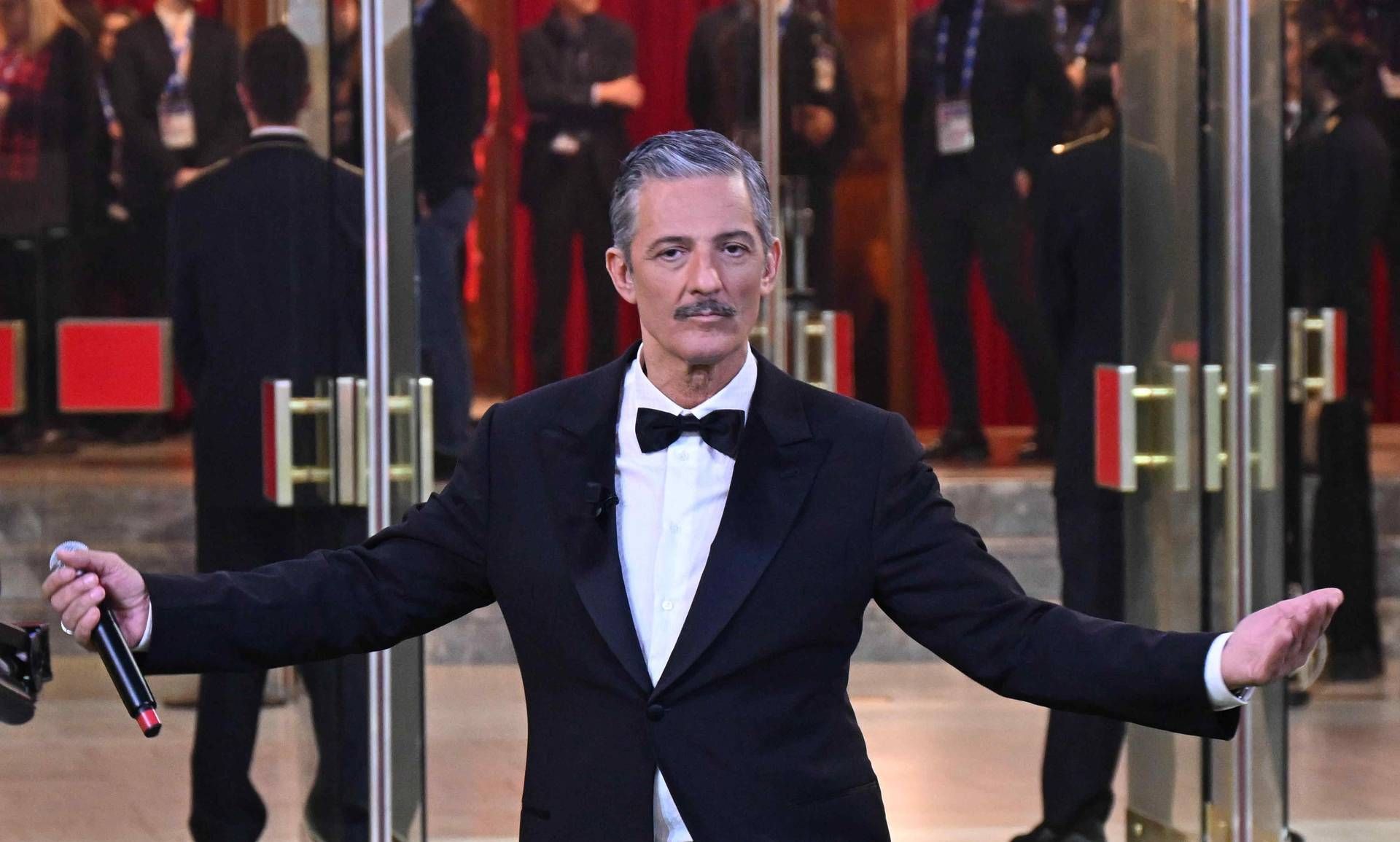 Fiorello torna a sorpresa su Rai1, incursione con Biggio domenica sera
