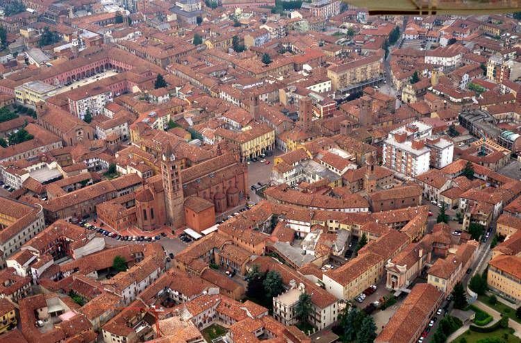 Una panoramica di Alba - Fotogramma / Ipa