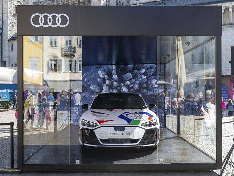 Audi e-tron GT quattro FISI: sportività elettrica e stile inedito a Trento