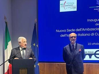 Tajani a Londra inaugura 'Casa Italia': 