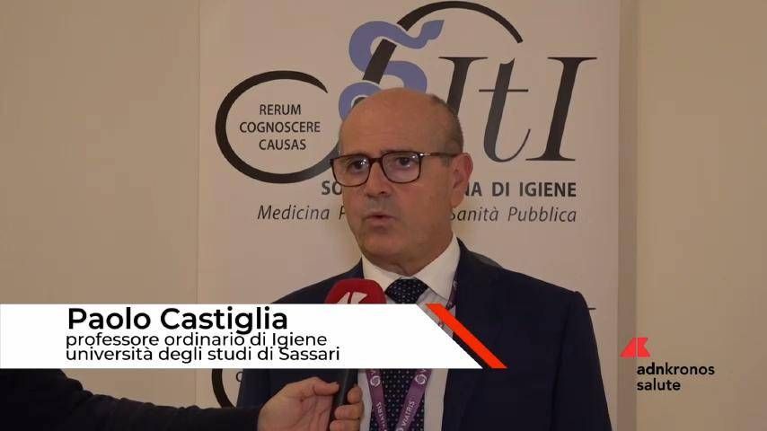 Congresso Siti, Castiglia (Università di Sassari): "Meningococco, coperture ancora basse. Obiettivo 95% come per gli obbligatori"