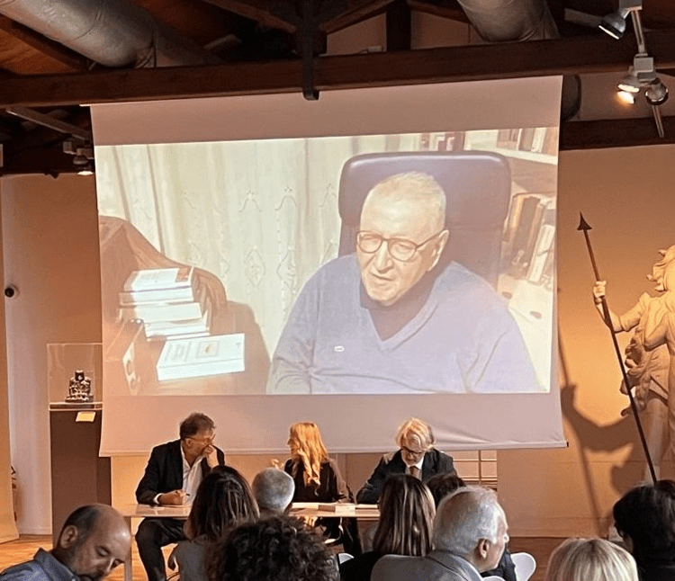Vincenzo Mollica  alla presentazione del libro