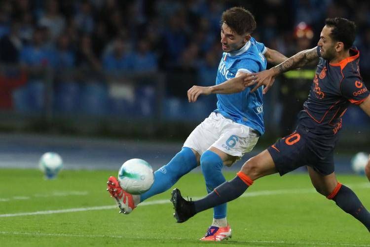 napoli_inter_afp image Billy Gilmour e Hakan Calhanoglu - Afp