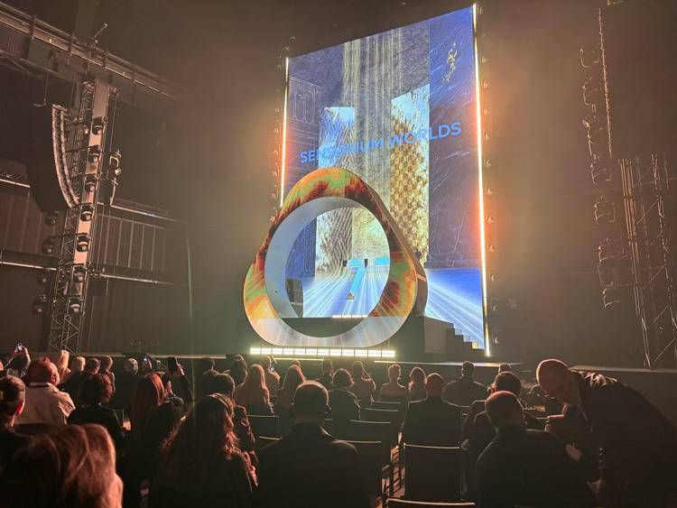 A Milano Iqos Curious X e Seletti presentano ‘Sensorium Worlds’