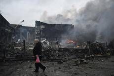 Ucraina, macerie a Kiev - Afp