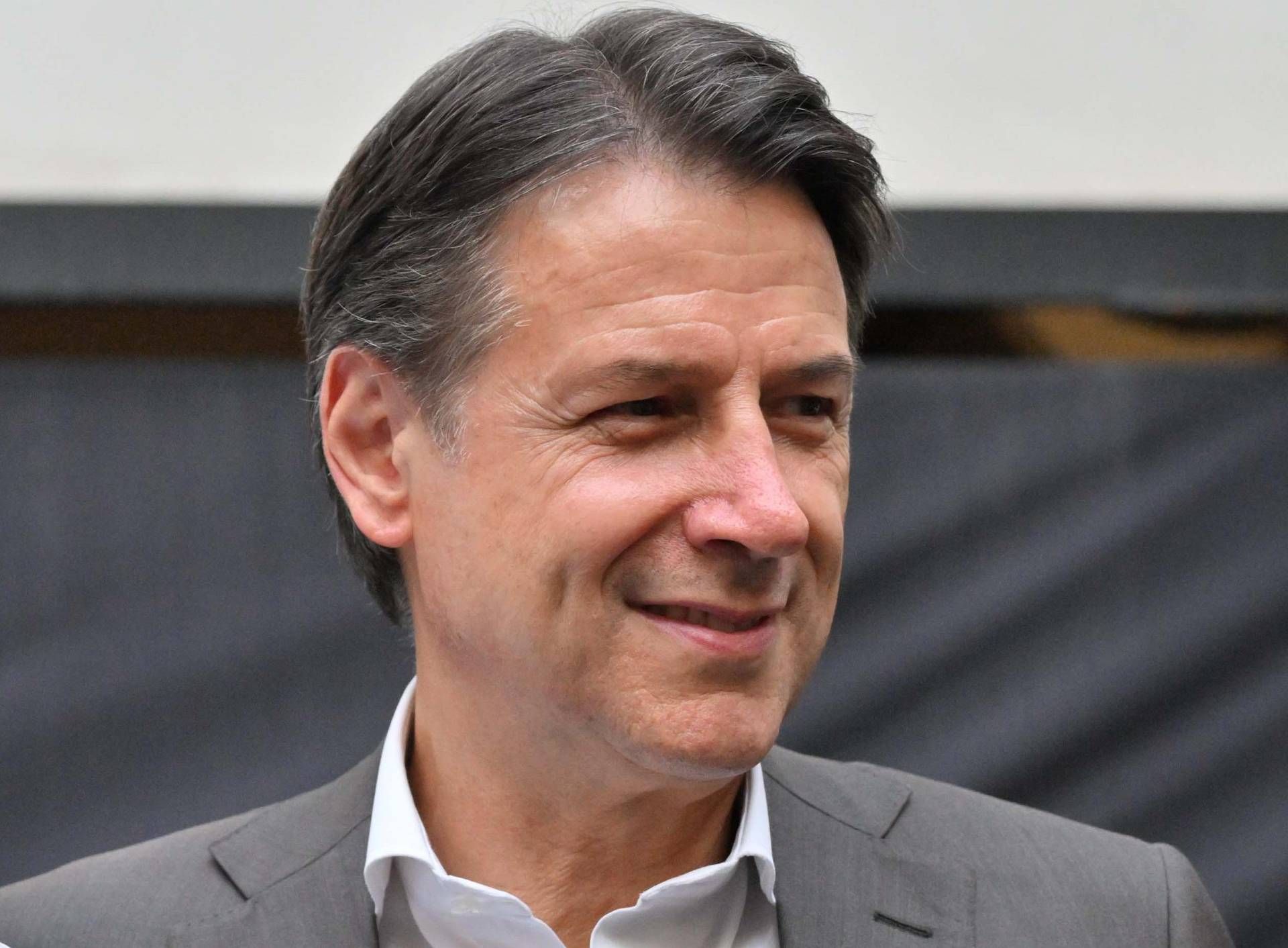 M5S, Conte confermato presidente: "Avanti, tutti insieme, a testa alta"