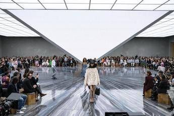 Il lusso cambia rotta, Prada ed Hermès tengono e Kering cerca la ripresa