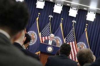 Triplo appuntamento con le banche centrali: Fed taglia i tassi, Bce e BoJ alla finestra