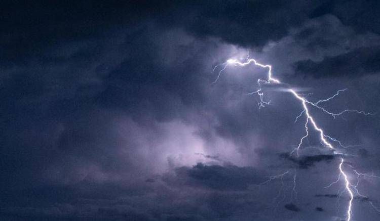 Temporali sull'Italia, scatta allerta gialla per maltempo in otto regioni - Fotogramma /Ipa