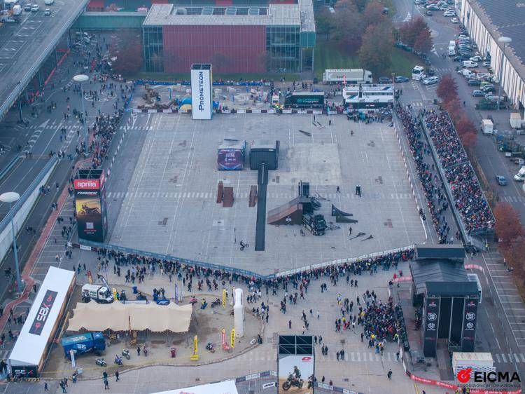 Eicma 2025, 'MotoLive' festeggia 20 anni di adrenalina con leggende del Motorsport