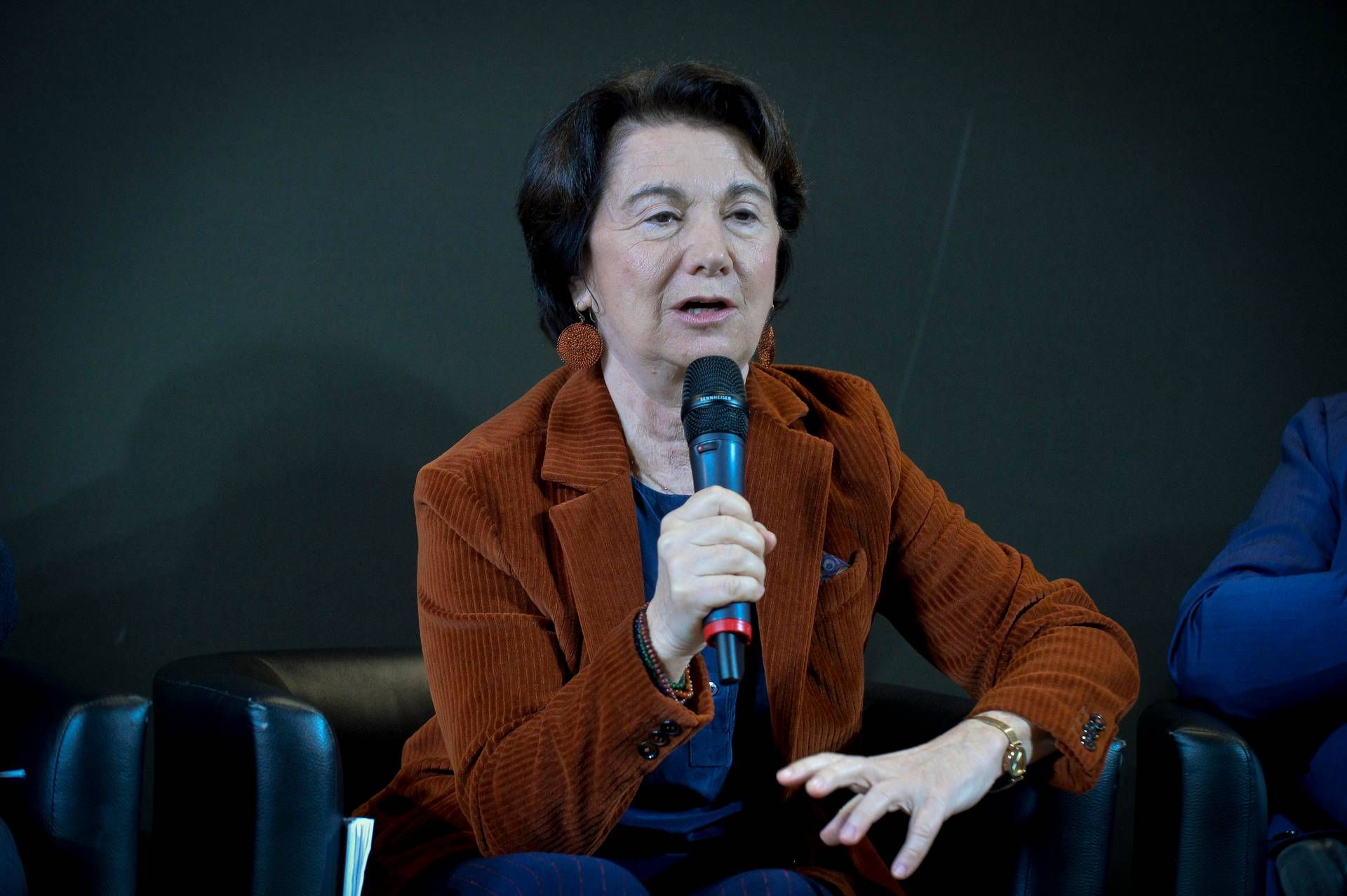 La ministra Roccella sulle nozze d'oro con il marito Luigi: "Le festeggio a marzo 2026, è l'amore della mia vita"