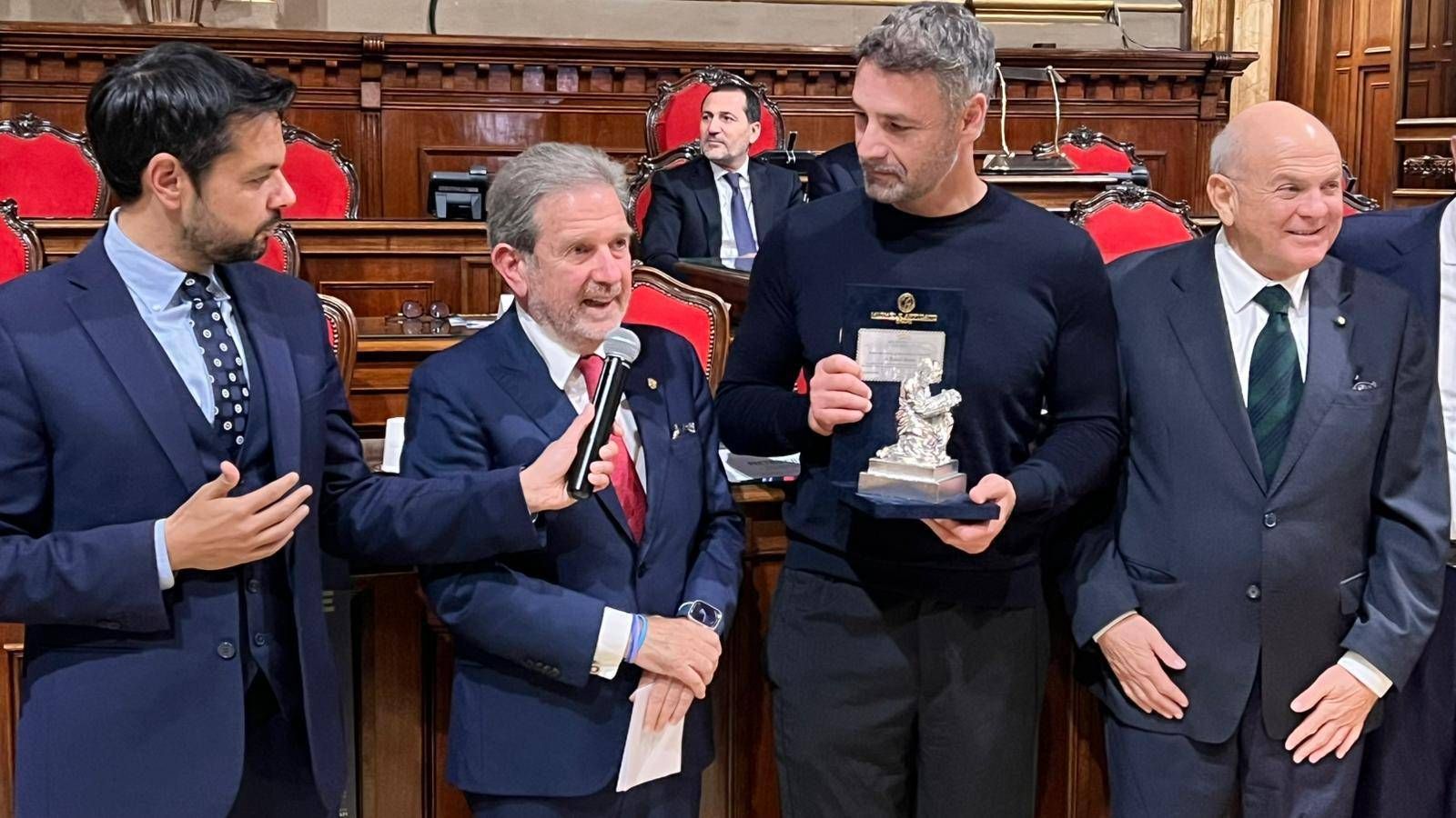 Awards, Accademia Calabra 2025 to Raoul Bova: “Proud of my origins”