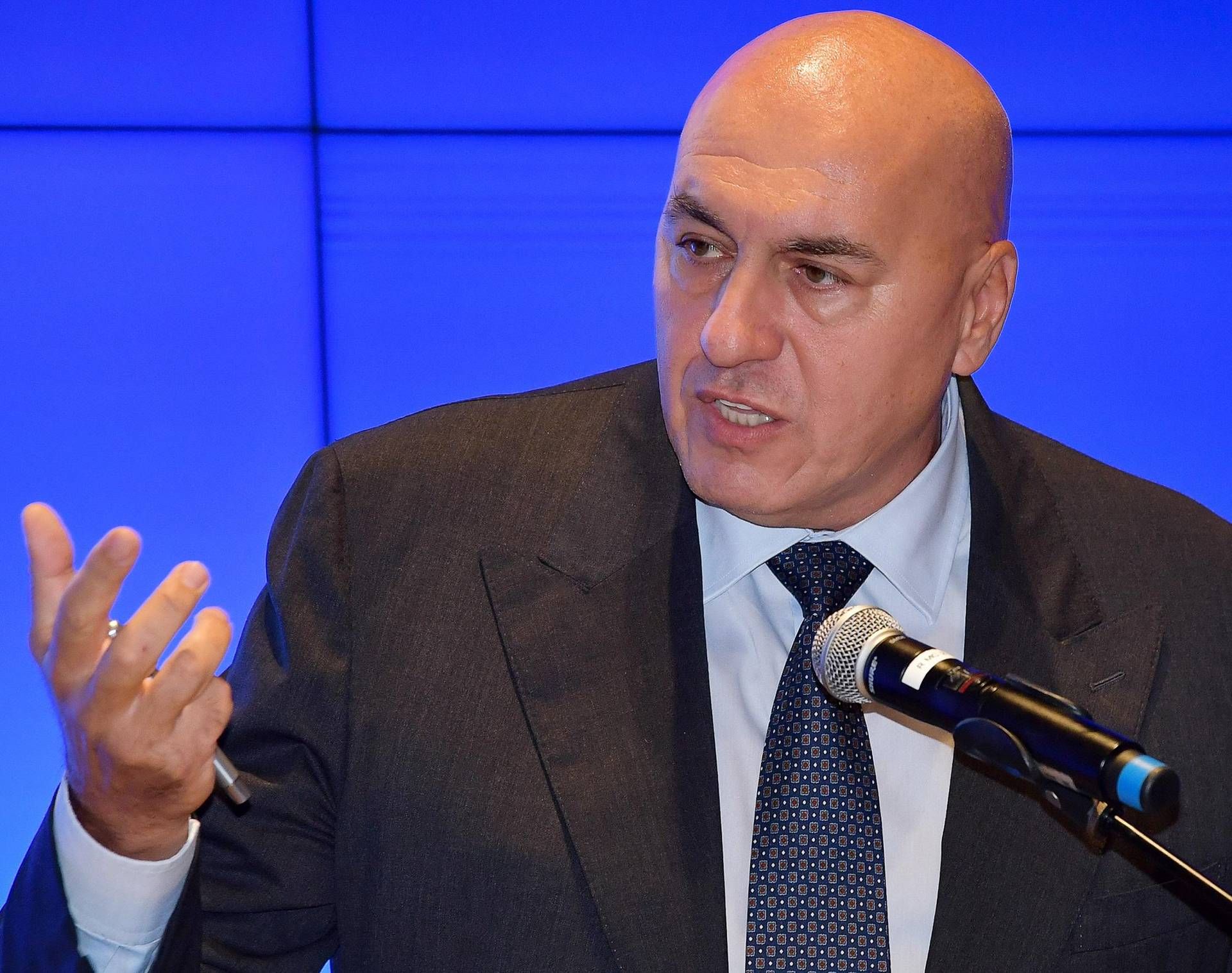 Spazio, Crosetto: "Infrastrutture spaziali spina dorsale dei servizi essenziali"