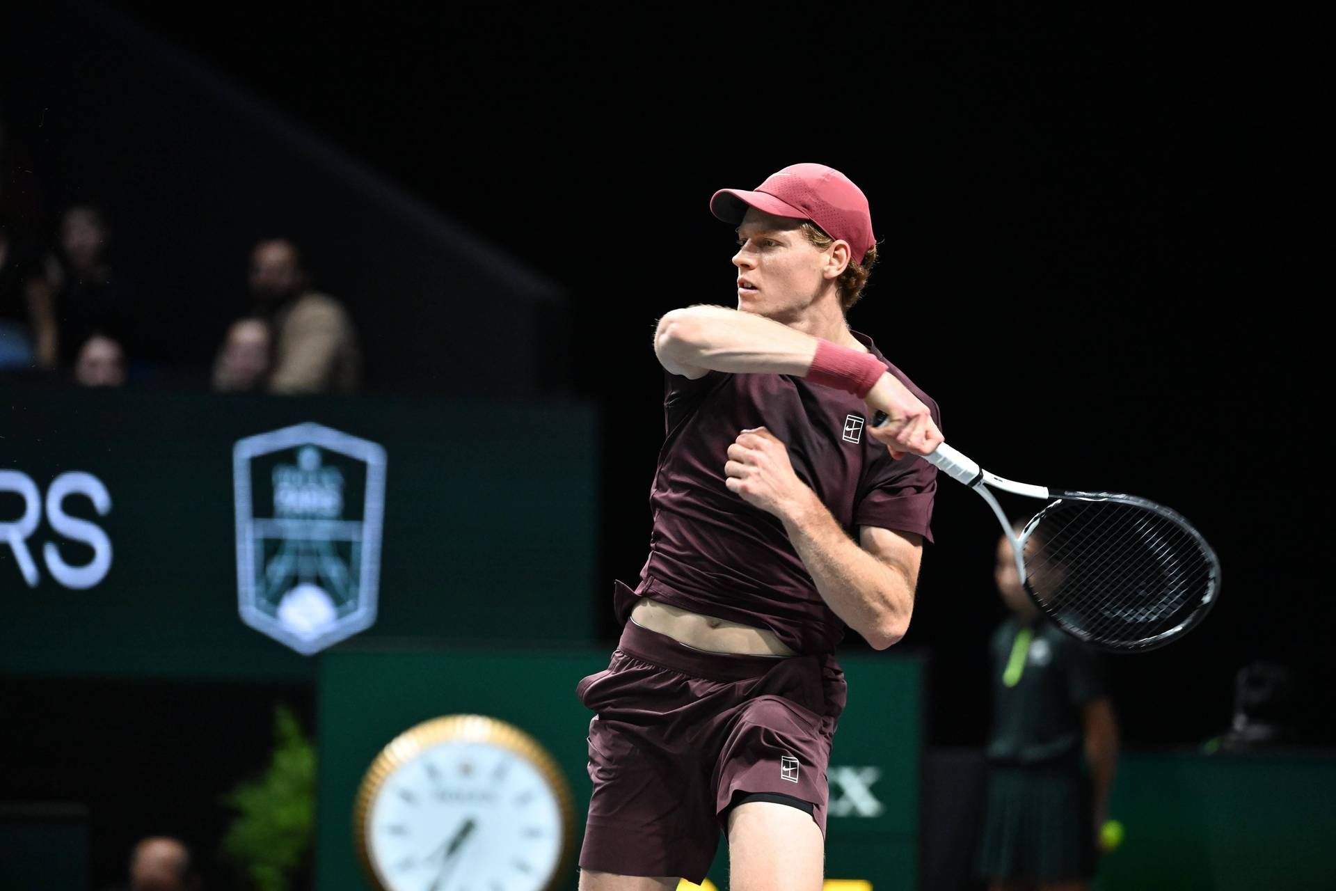 Sinner ‘passeggia’ contro Shelton e vola in semifinale a Parigi. Il prossimo avversario di Jannik Sinner ‘passeggia’ contro Shelton e vola in semifinale a Parigi. Il prossimo avversario di Jannik