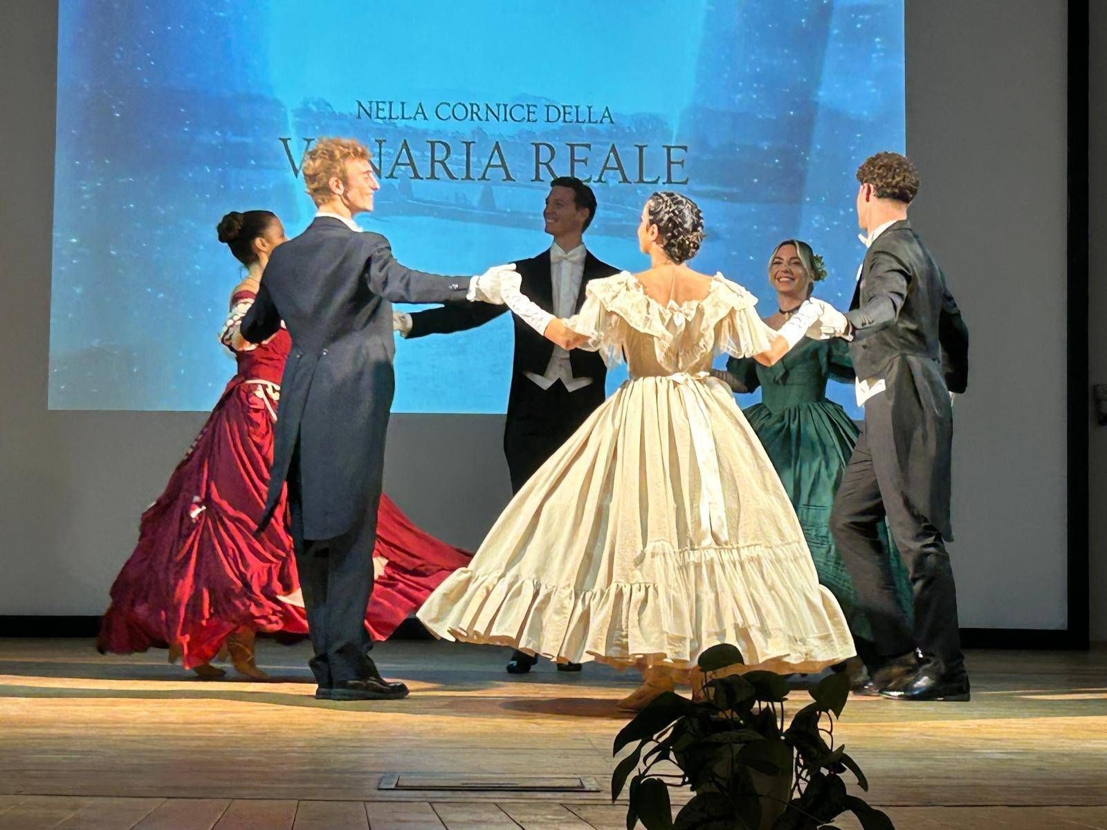 Danza: 'Vienna sul Lago', grande successo per la XXIX edizione