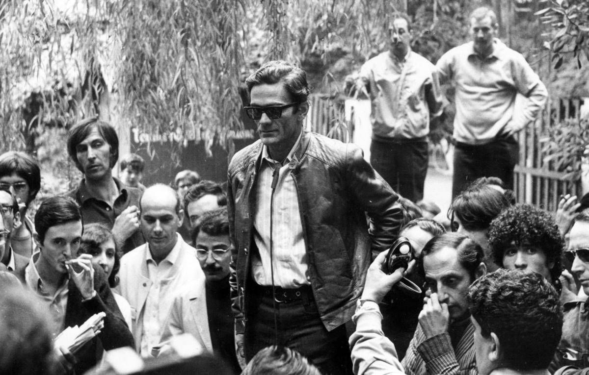 https://www.adnkronos.com/resources/029f-1f1aac566453-83b3288e3a84-1000/format/huge/pasolini_folla_fg_ipa.jpeg