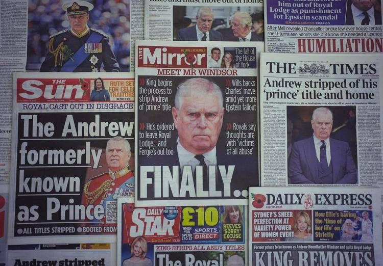 Stampa britannica e titoli sull'ex principe Andrea - Fotogramma /Ipa