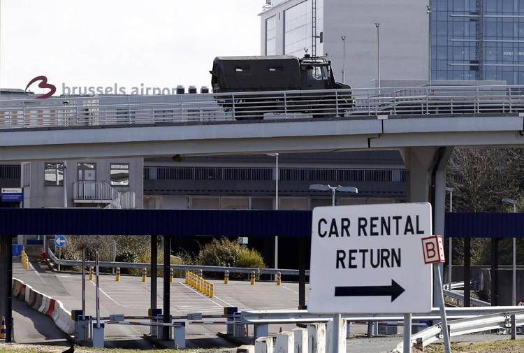 Ancora un avvistamento di droni, voli sospesi all'aeroporto di Bruxelles
