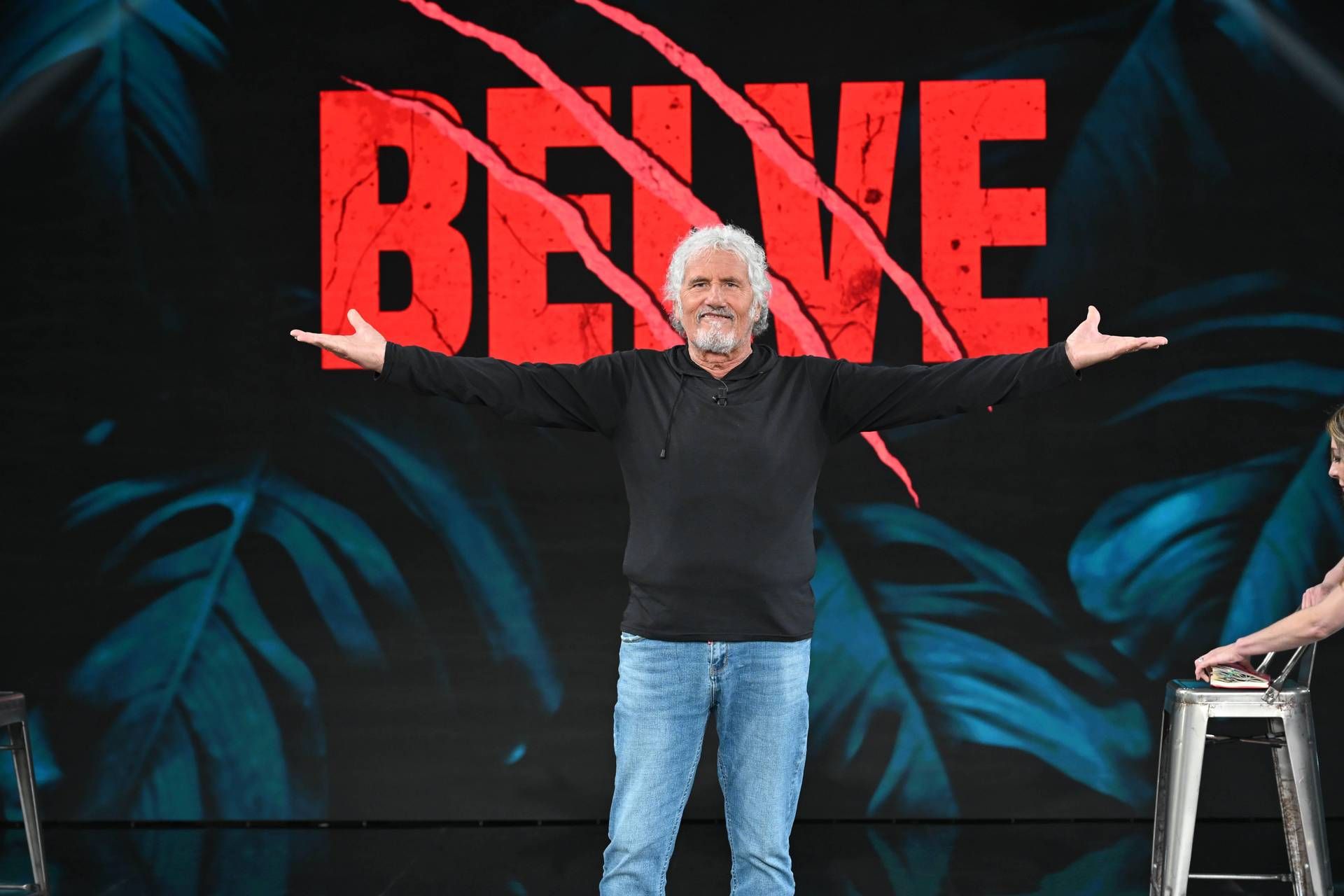 Belve, Pappalardo: "L'Isola dei famosi è diventata l'Isola della spazzatura"