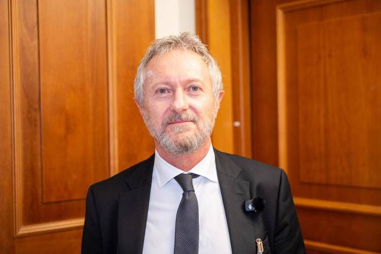 Giuseppe Argenziano, direttore della Clinica Dermatologica dell'università della Campania Luigi Vanvitelli