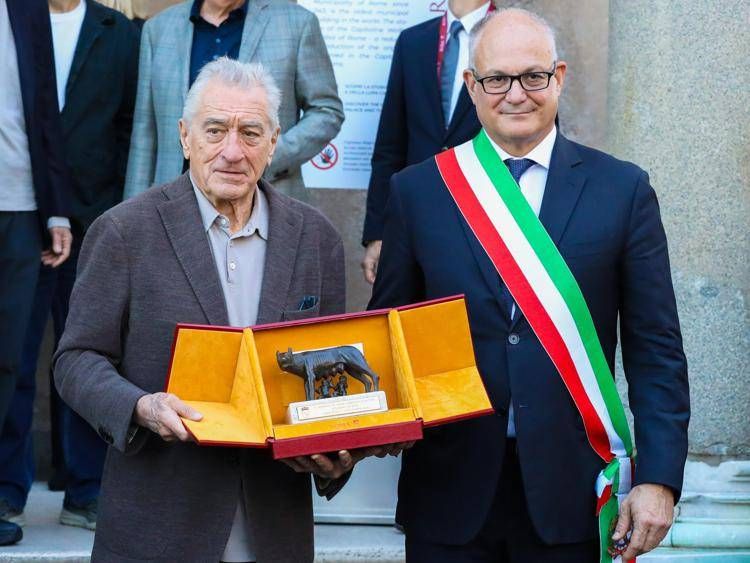 Robert De Niro e il sindaco Gualtieri - Ipa