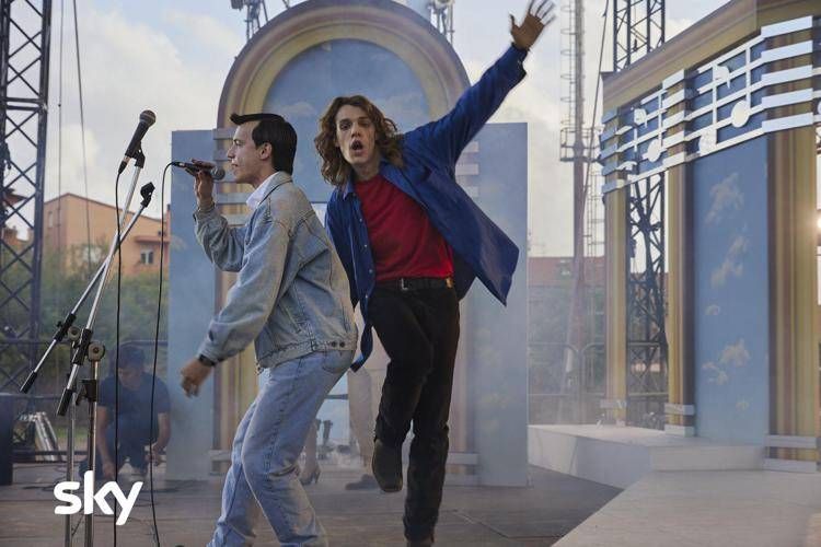 hanno_ucciso_l_uomo_ragno_serie_t_883_sky image Una scena della serie tv - Lucia Iuorio / Sky Italia