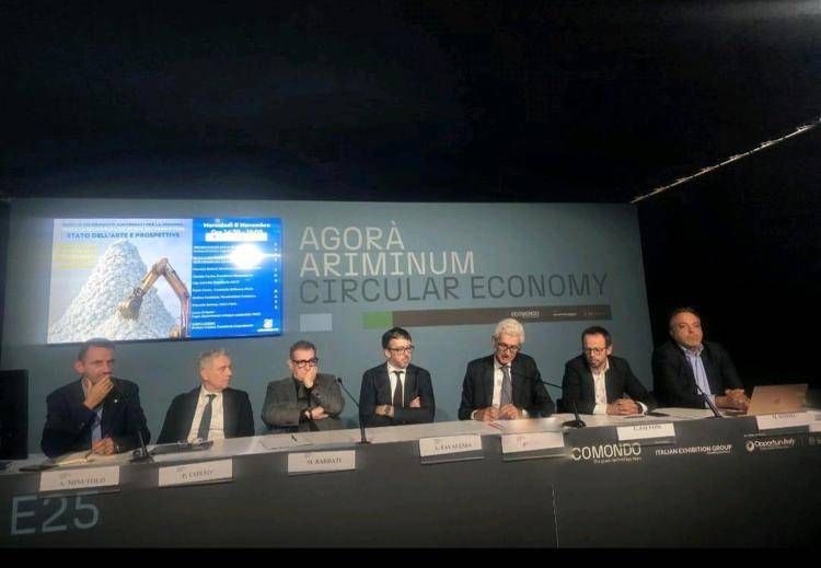 Pannolini, 8 genitori su 10 preferiscono il riciclo: lo studio di Legambiente