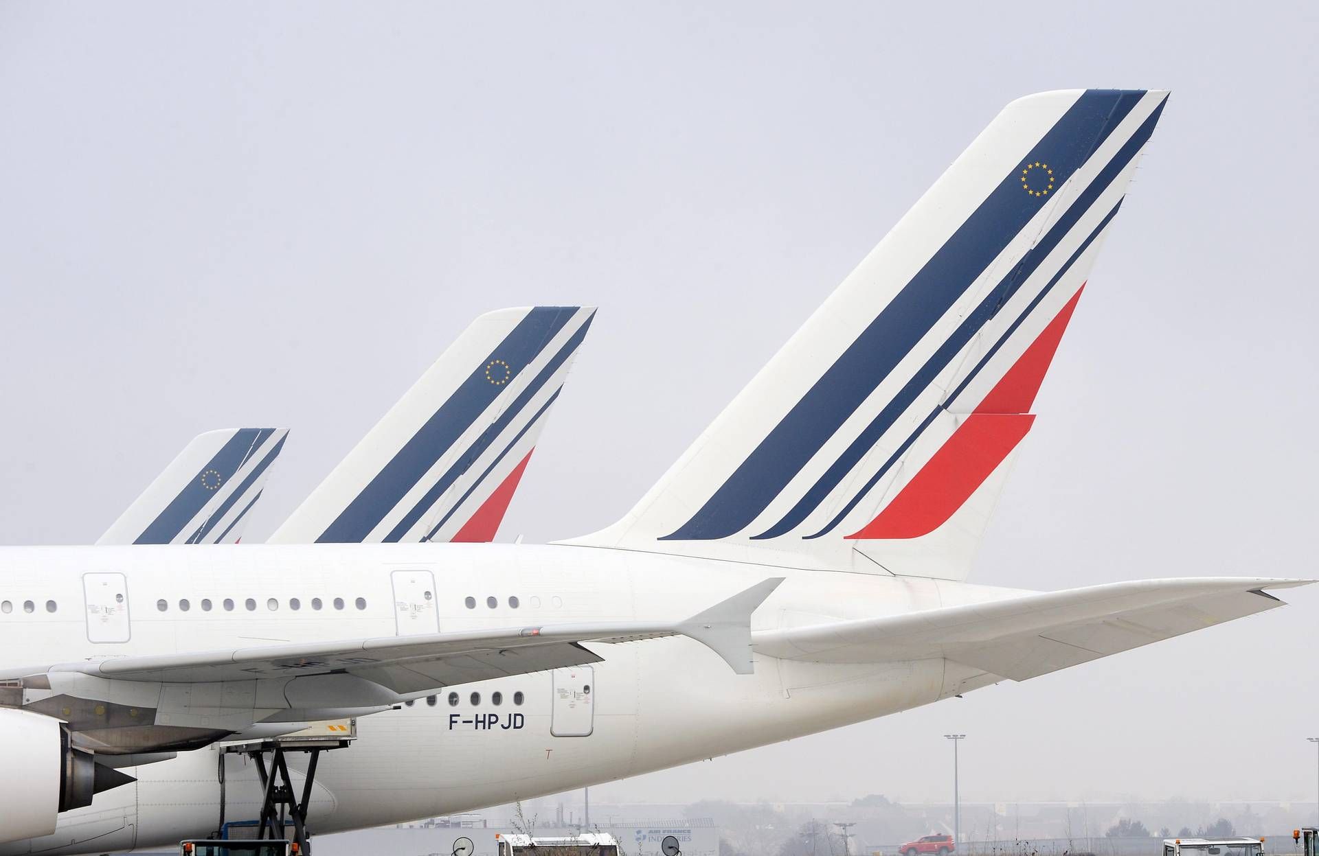 Francia, odore di bruciato in cabina: aereo diretto a Seul atterra a Monaco