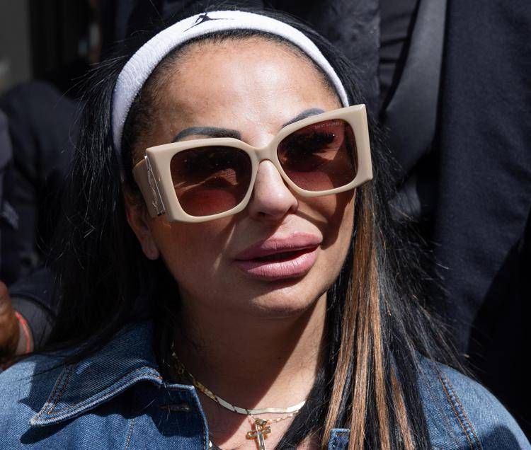 ritadecrescenzo_occhialidasole_ipa_fg image Rita De Crescenzo (Fotogramma/Ipa)