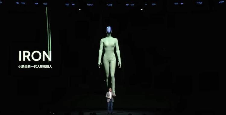 Robot umanoidi, auto volanti e robotaxi: il futuro della 