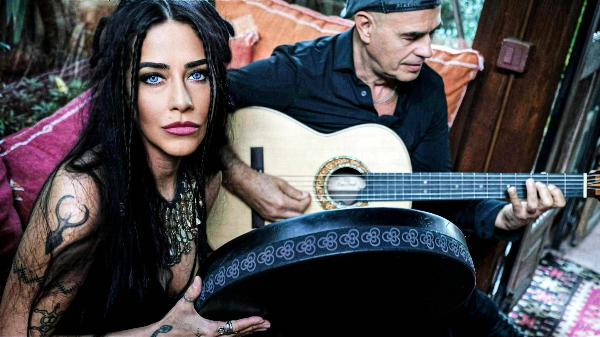 Agadez feat. Forcione, kutsal dişiliğe bir yolculuk olan 'Queendoms Unplugged' yayınlandı