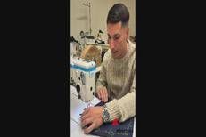 Dal carcere all'atelier, Manuel e la sartoria che cambia la vita - Video