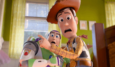 Woody e Buzz Lightyear in una scena del primo trailer di 'Toy Story 5'