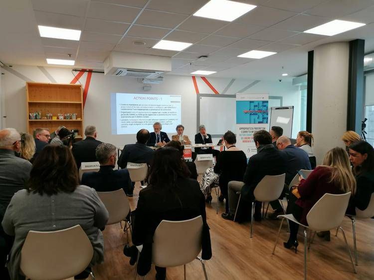 Uso inappropriato dei FANS: urgenza sanitaria e sociale