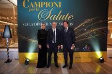 (Un'immagine della prima edizione di 'Campioni per la Salute Awards - Gala Dinner' dal sito di Lorena Rutigliano, promotrice dell'iniziativa) 