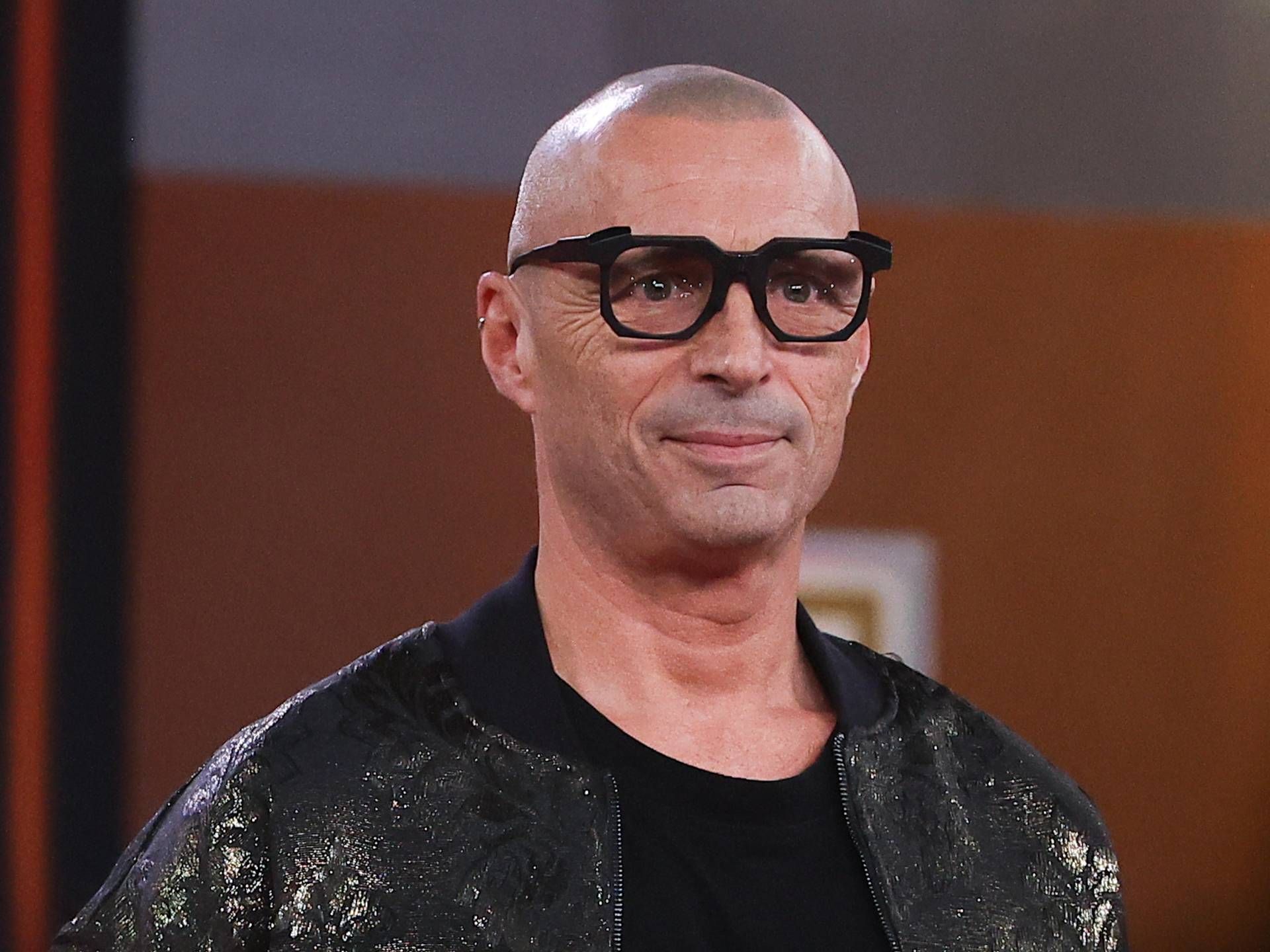 Alex Britti spiato in casa, condannata a sei mesi la ex compagna Alex Britti spiato in casa, condannata a sei mesi la ex compagna