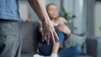 Violenza di genere: Novartis, 'screening gratuiti in 5 centri della rete Dire per avvicinare donne a salute'