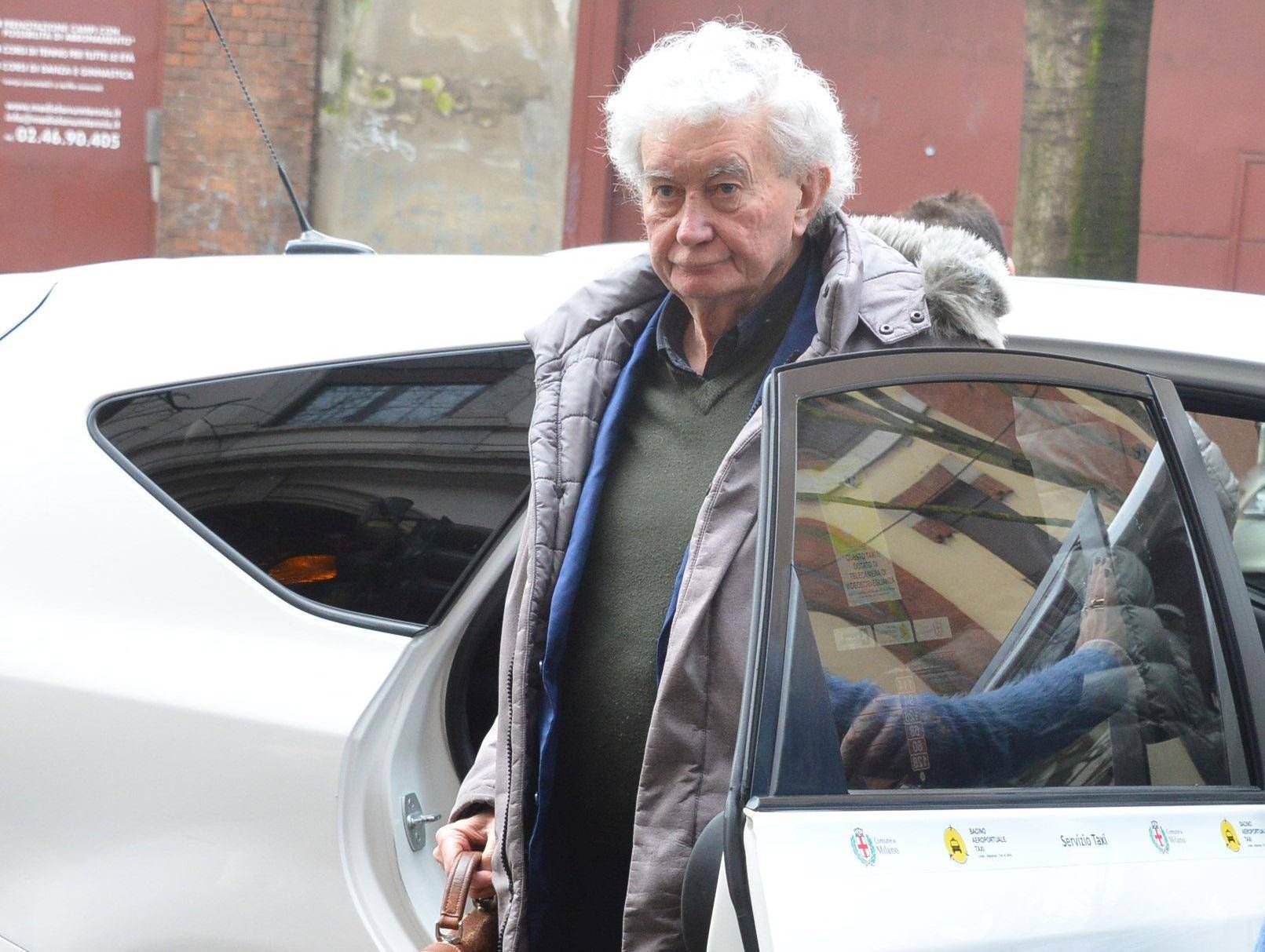 Caso Garlasco, Lovati ascoltato in procura a Brescia: "Ho preso 15mila euro in nero dalla famiglia Sempio"